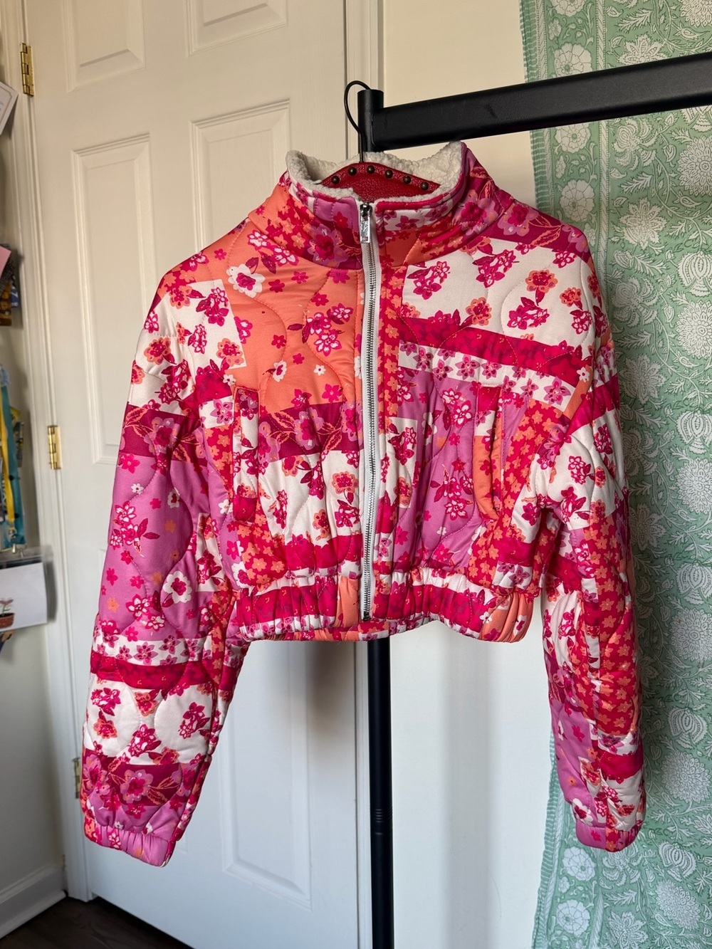 As Revival Pink Patterned Cropped Puffer Jacket large